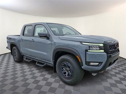 New 2025 Nissan Frontier PRO-4X w/ Pro Convenience Package
