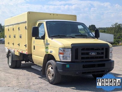 Used 2019 Ford E-450 and Econoline 450 Super Duty w/ Power Windows & Locks Group