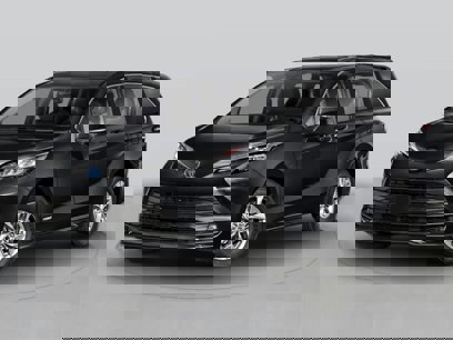 New 2025 Toyota Sienna XLE