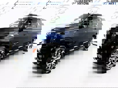 Used 2022 GMC Yukon XL Denali w/ Denali Premium Package