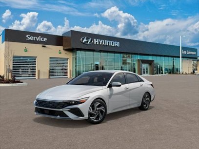 New 2025 Hyundai Elantra SEL w/ Cargo Package