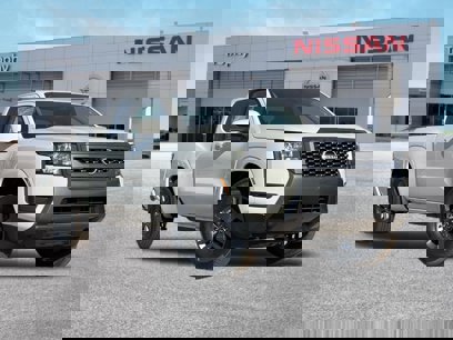New 2025 Nissan Frontier SV w/ Tow Package
