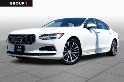 Used 2022 Volvo S90 B6 Momentum