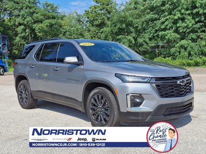 Used 2023 Chevrolet Traverse RS