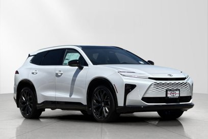 New 2025 Toyota Crown Signia