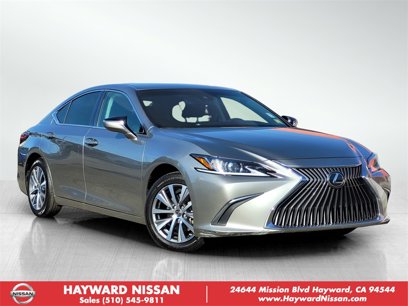Used 2021 Lexus ES 350 w/ Accessory Package 2