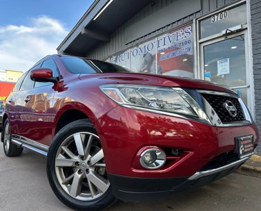 Used 2016 Nissan Pathfinder Platinum