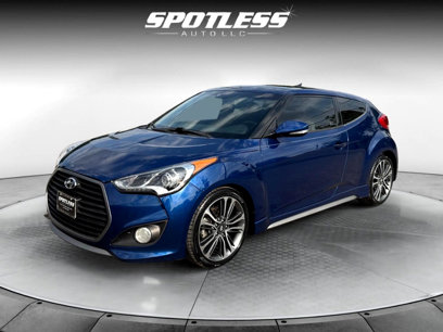 Used 2017 Hyundai Veloster Turbo w/ Tech Package 02