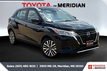 Used 2024 Nissan Kicks SV