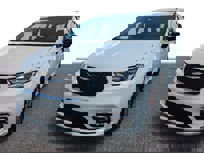Used 2024 Chrysler Pacifica Select