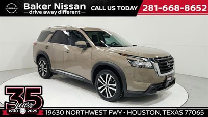 Certified 2023 Nissan Pathfinder Platinum w/ Cargo Package
