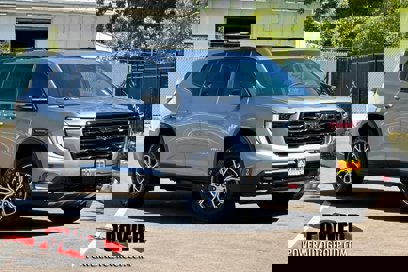 New 2026 GMC Acadia AT4 w/ Luxury Package