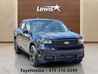 New 2025 Ford Maverick XLT w/ Black Appearance Package