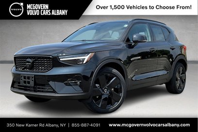 New 2026 Volvo XC40 B5 Ultra w/ Climate Package