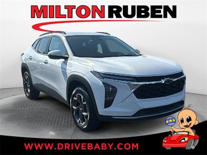Used 2025 Chevrolet Trax LT w/ Driver Confidence Package