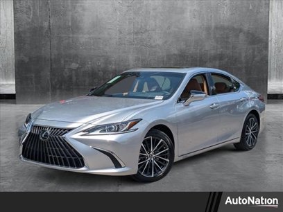New 2025 Lexus ES 300h w/ Premium Package