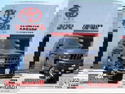 Used 2024 Jeep Grand Cherokee L Laredo w/ Luxury Tech Group I