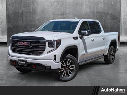 New 2025 GMC Sierra 1500 AT4 w/ AT4 Premium Package