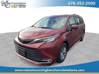 Used 2023 Toyota Sienna XLE