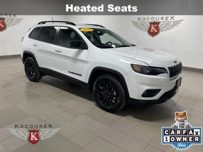 Used 2023 Jeep Cherokee Altitude Lux