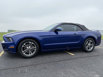 Used 2014 Ford Mustang Premium w/ Comfort Package