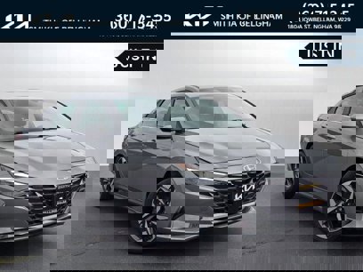 Used 2022 Hyundai Elantra Limited w/ Cargo Package