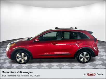 Used 2019 Kia Niro EX Premium w/ Sunroof Package