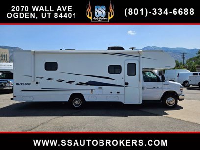 Used 2018 Ford E-450 and Econoline 450 Super Duty w/ Motorhome Prep Package