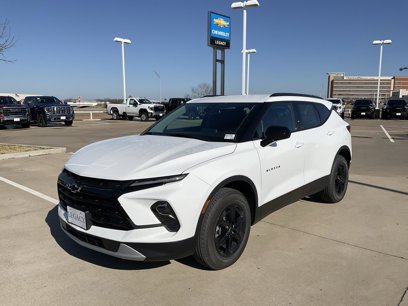 New 2025 Chevrolet Blazer LT w/ Convenience Package