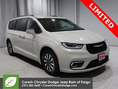 Used 2021 Chrysler Pacifica Limited w/ Premium & Safety Sphere Group