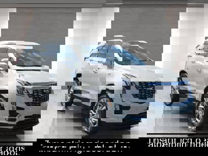 New 2025 Cadillac XT5 Luxury