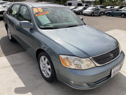 Used 2000 Toyota Avalon XLS