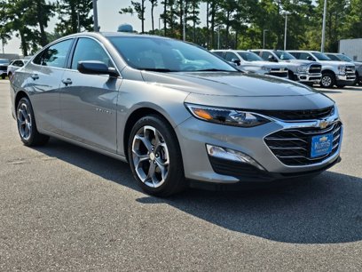 New 2025 Chevrolet Malibu LT