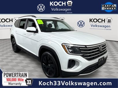 Used 2024 Volkswagen Atlas SE w/ Black Wheel Package