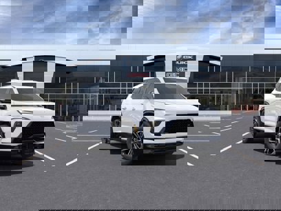 New 2025 Buick Enclave Sport Touring w/ Power Package