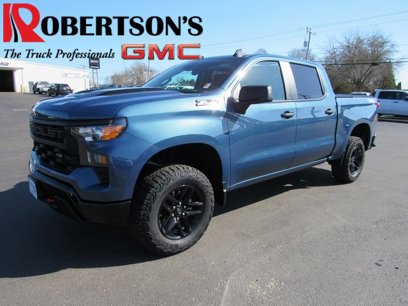 Used 2024 Chevrolet Silverado 1500 Custom Trail Boss w/ LPO, Dark Essentials Package