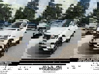 Certified 2025 Volvo XC40 B5 Core