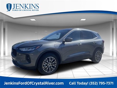 New 2025 Ford Escape SE