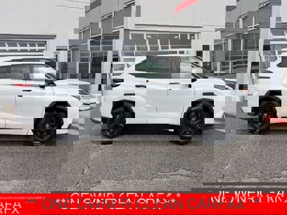Used 2023 Toyota Highlander LE