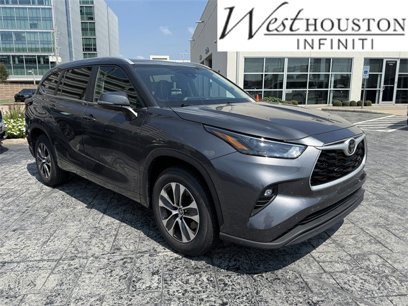 Used 2024 Toyota Highlander XLE