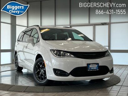 Used 2019 Chrysler Pacifica Touring-L w/ S Appearance Package
