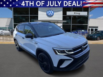 New 2024 Volkswagen Taos SE