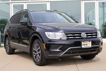 Used 2020 Volkswagen Tiguan SE w/ Panoramic Sunroof Package