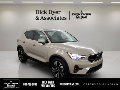 Certified 2025 Volvo XC40 B5 Ultra w/ Protection Package Premier