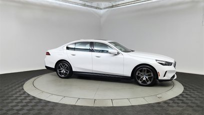 New 2025 BMW i5 xDrive40 w/ Premium Package