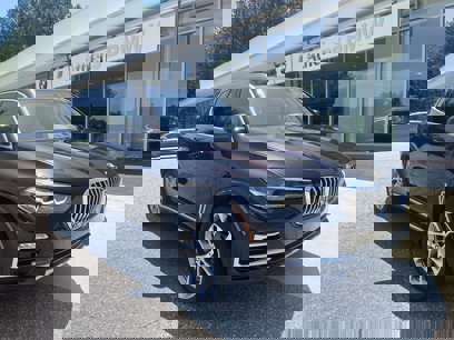 Certified 2021 BMW X5 xDrive40i w/ Premium Package 2