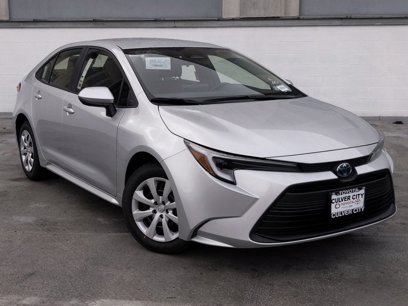 New 2025 Toyota Corolla LE