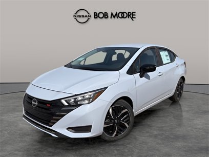 New 2025 Nissan Versa SR w/ Trunk Package
