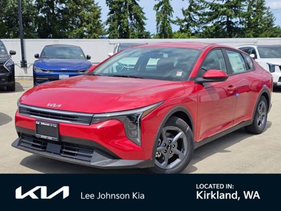 New 2025 Kia K4 LXS
