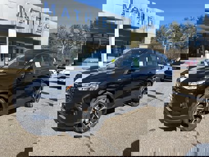 New 2025 Ford Escape ST-Line Select w/ Class II Trailer Tow Package